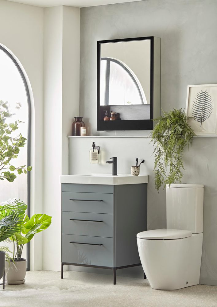 Flint Wood Roper Rhodes Fairmont 600 Freestanding Vanity Unit | Bathroom Furniture | Roper Rhodes