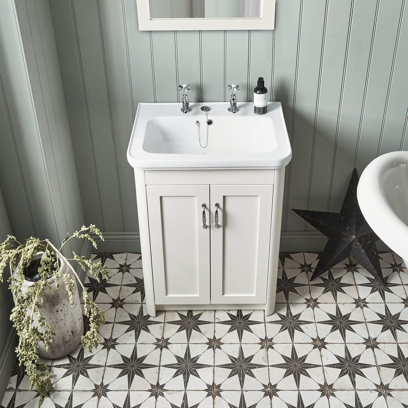 Halcyon natural white 600mm topdown LIESTYLE Halcyon natural white 600mm topdown LIESTYLE