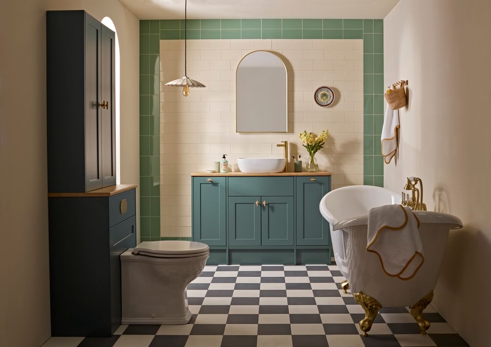 Legacy in Matt Viridian Green with a countertop basin and laminate worktop in Natural Oak slide image Legacy in Matt Viridian Green with a countertop basin and laminate worktop in Natural Oak slide image