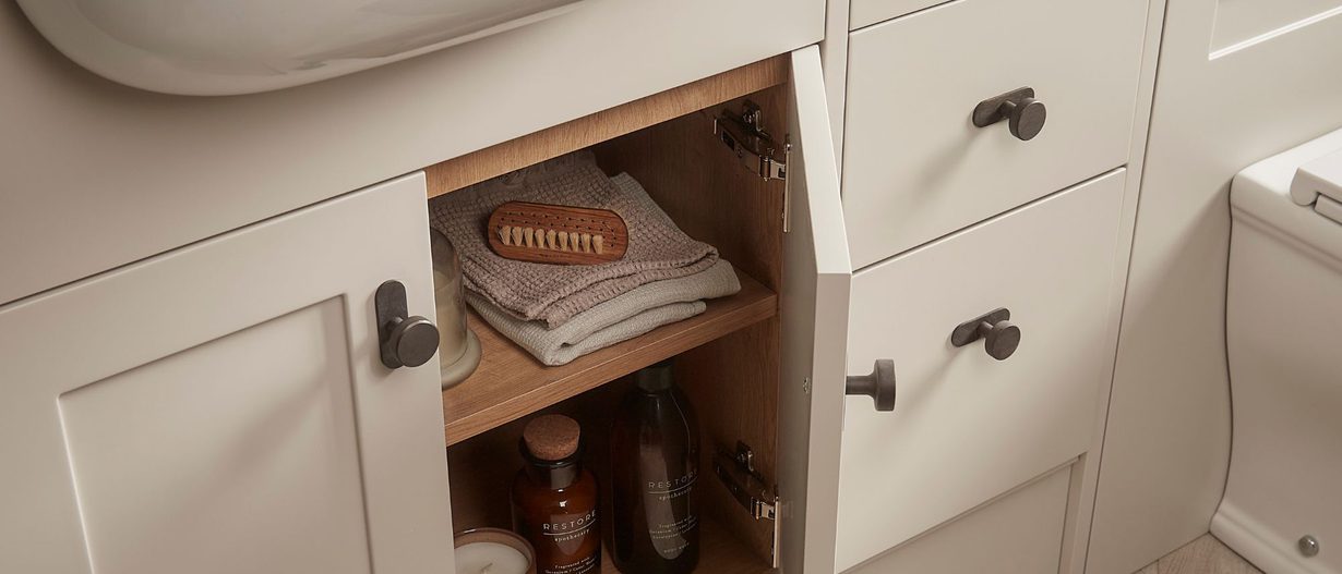 Legacy Flax open door