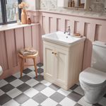 Marston 600 Paper White lifestyle2 slide image Marston 600 Paper White lifestyle2 slide image