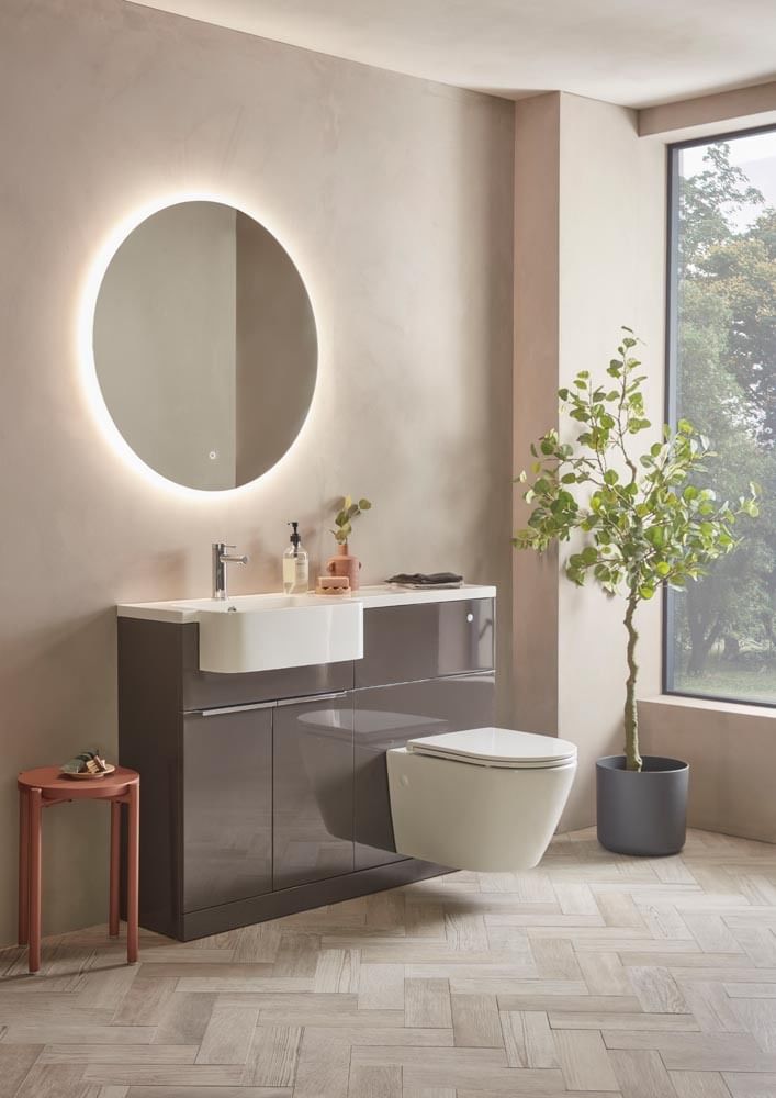 Match Right Hand Gloss Clay Lifestyle slide image Match Right Hand Gloss Clay Lifestyle slide image