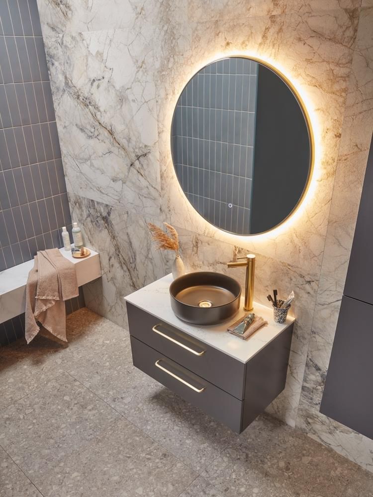 Oxygen 800 Circle Lifestyle slide image Oxygen 800 Circle Lifestyle slide image