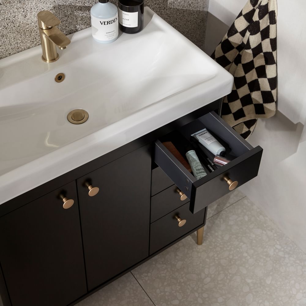 Paragon 800mm Pull out drawer detail Black Lifestyle slide image Paragon 800mm Pull out drawer detail Black Lifestyle slide image