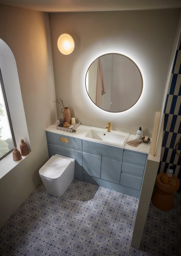 Scribe Mineral Blue Lifestyle 0694