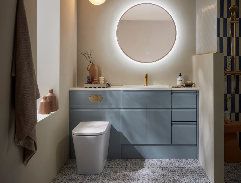 Scribe Mineral Blue Lifestyle 0712