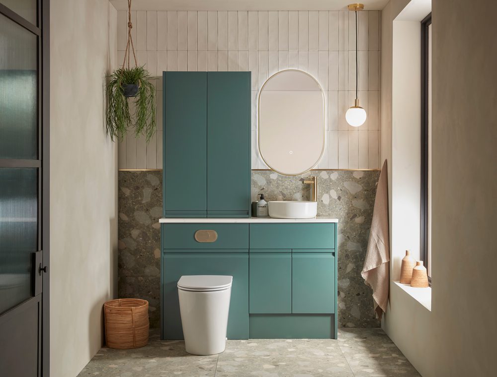 Scribe Viridian Green Lifestyle 1340