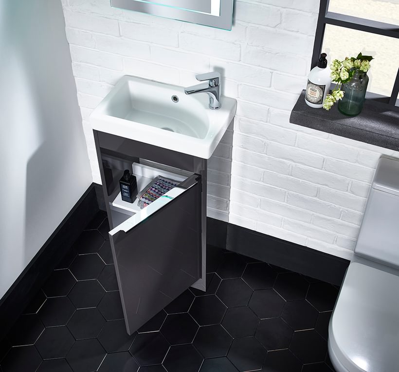 Sequence Clay 450 freestanding unit OPEN DOOR Sequence Clay 450 freestanding unit OPEN DOOR