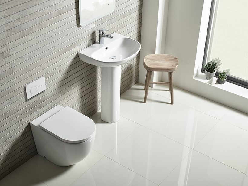 Tavistock Orbit BTW with Rondo white flush plate lifestyle Tavistock Orbit BTW with Rondo white flush plate lifestyle