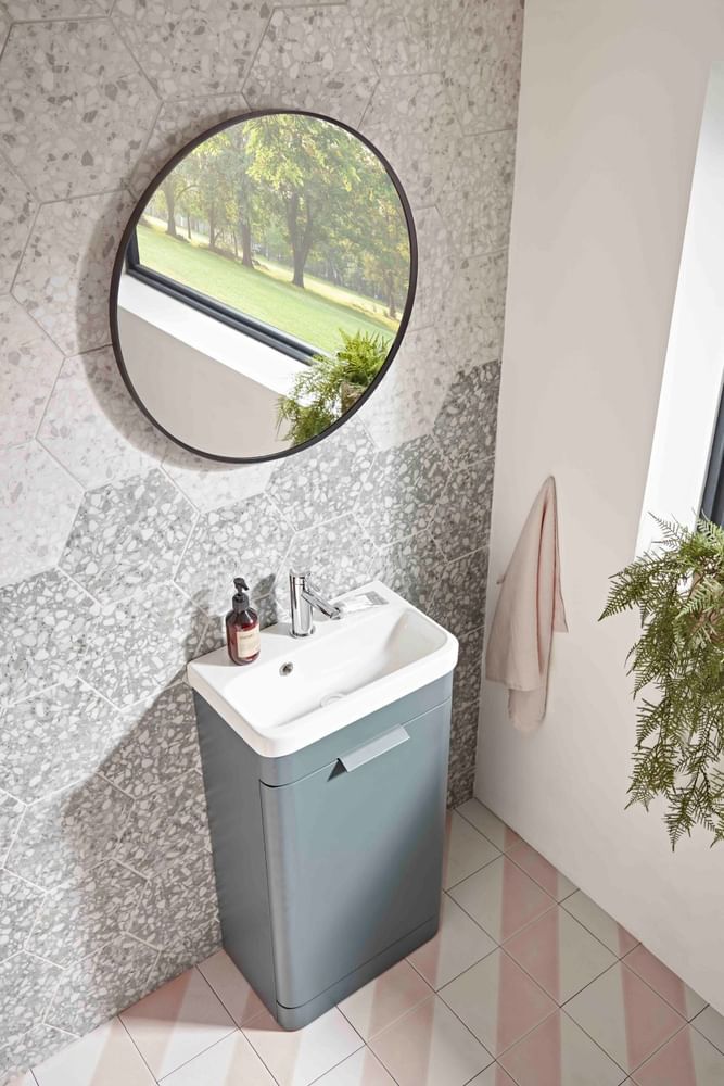 Thesis 600mm Non illuminated mirror TNM60 C lifestyle slide image Thesis 600mm Non illuminated mirror TNM60 C lifestyle slide image