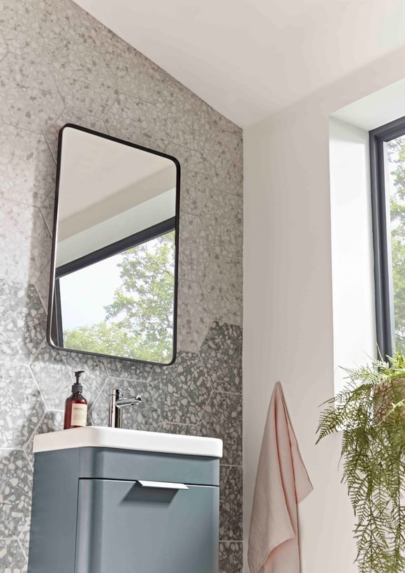 Thesis non illuminated mirror TNM045 lifestyle Thesis non illuminated mirror TNM045 lifestyle