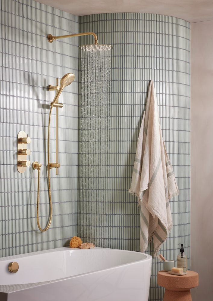 Unity Brass Shower Bath Lifestyle Water 6477 slide image Unity Brass Shower Bath Lifestyle Water 6477 slide image