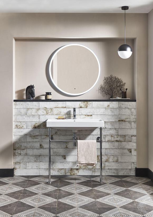 Washstand with Frame 800 lifestyle